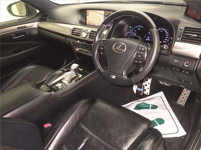 LEXUS LS600H