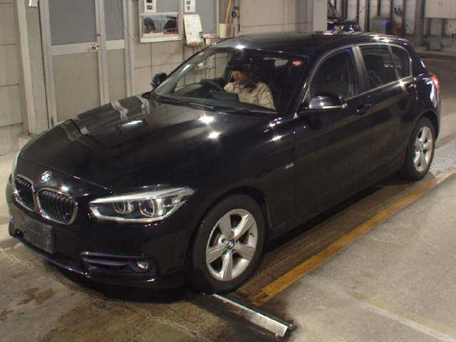 BMW 1-SERIES