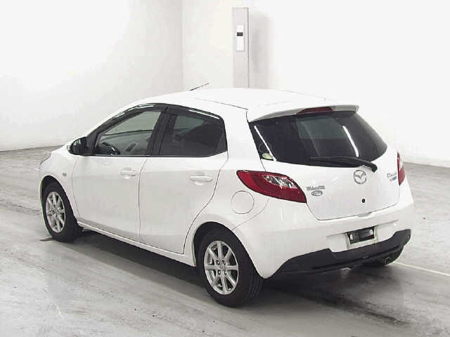 MAZDA DEMIO