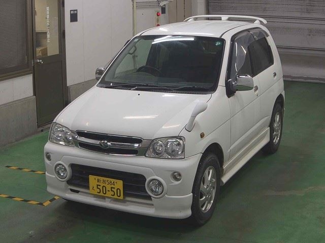 DAIHATSU TERIOS KID