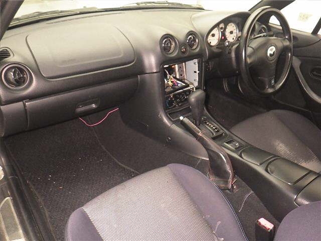 MAZDA ROADSTER