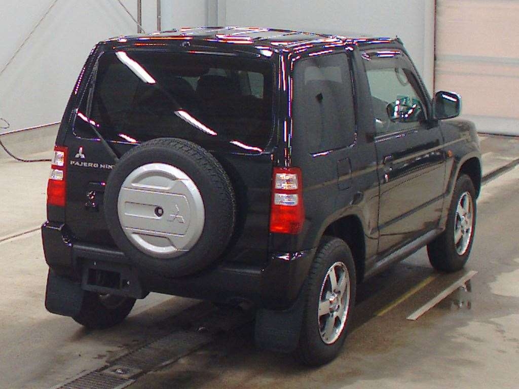 MITSUBISHI PAJERO MINI