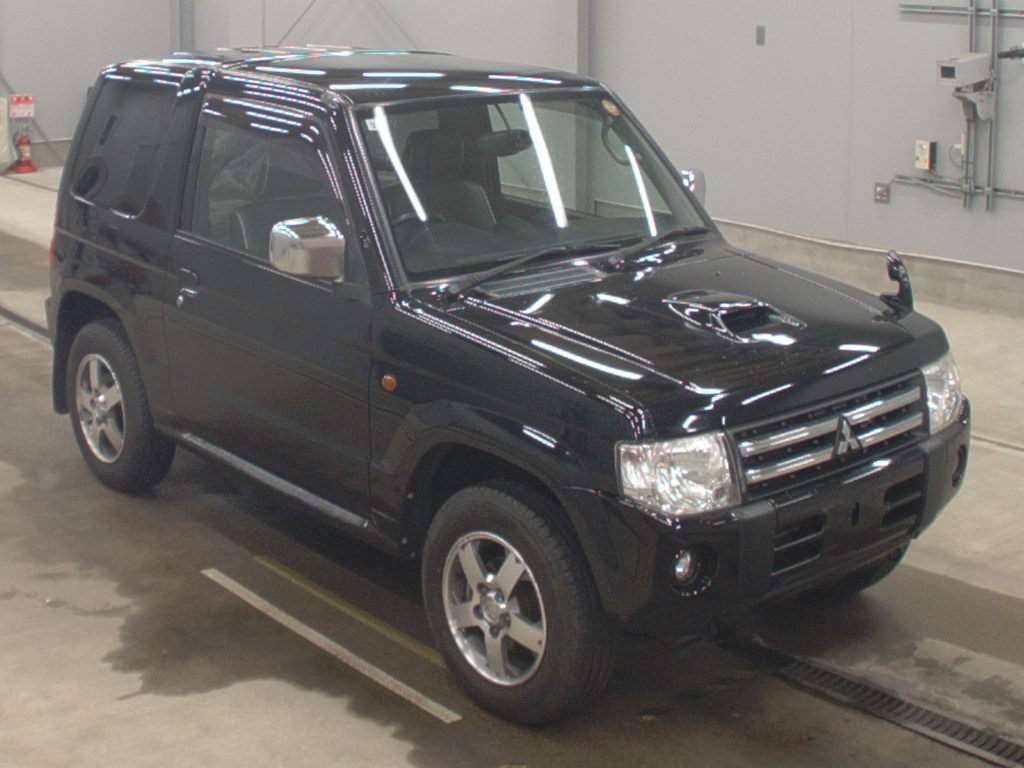 MITSUBISHI PAJERO MINI