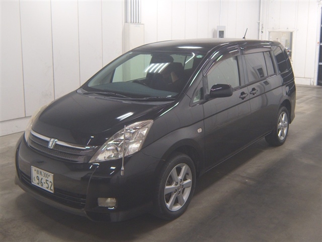 TOYOTA ISIS