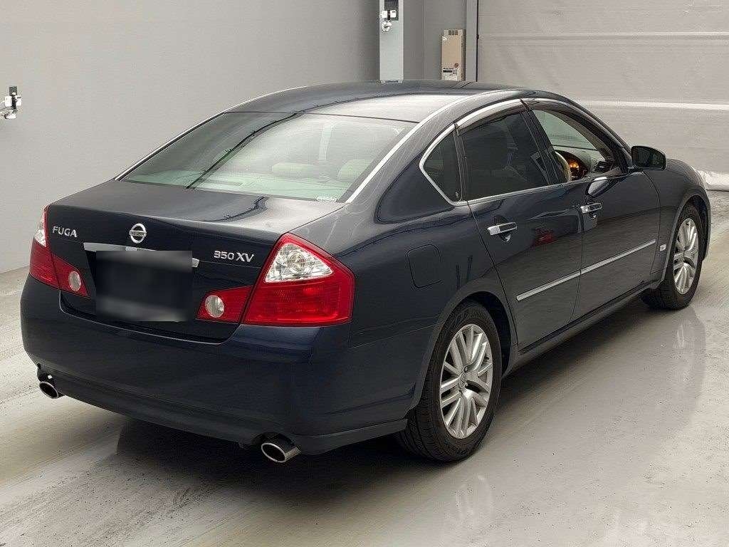 NISSAN FUGA