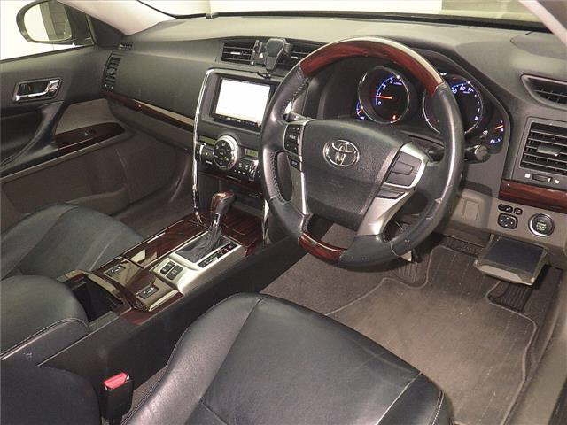 TOYOTA MARK X