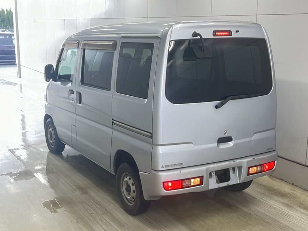 MITSUBISHI MINICAB