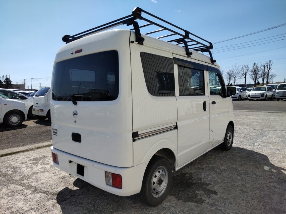 NISSAN NV100 CLIPPER