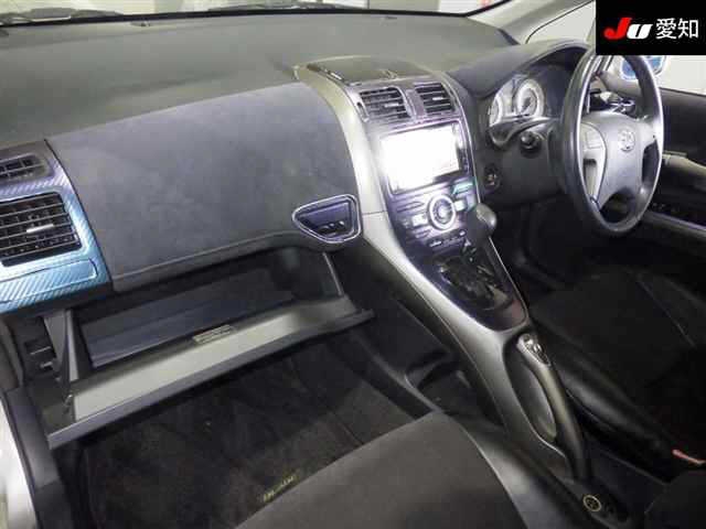 TOYOTA BLADE