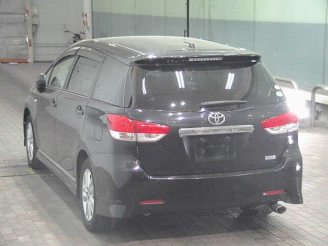 TOYOTA WISH