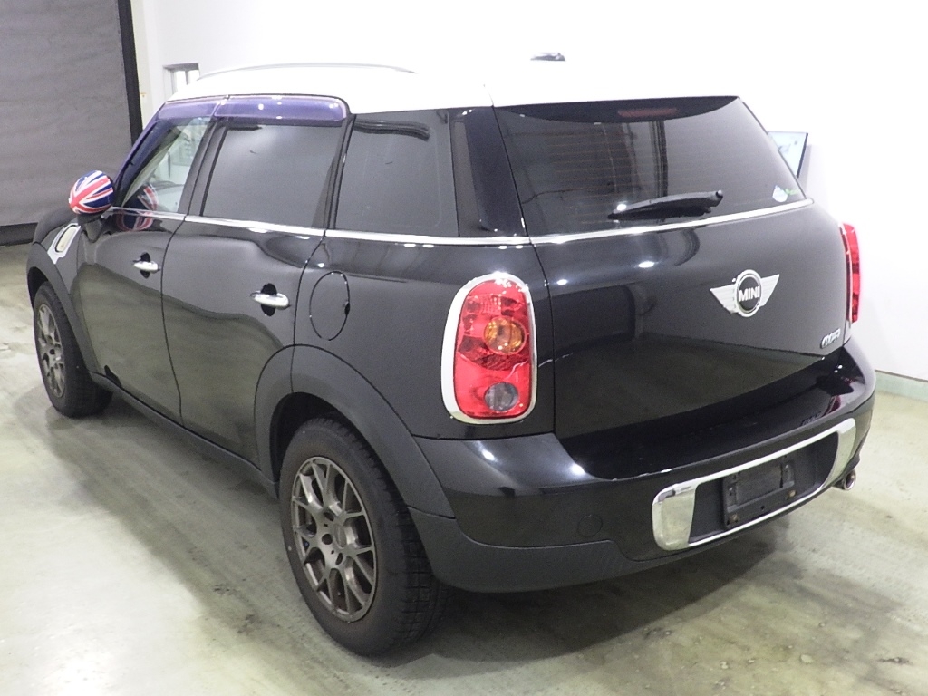 MINI CROSSOVER