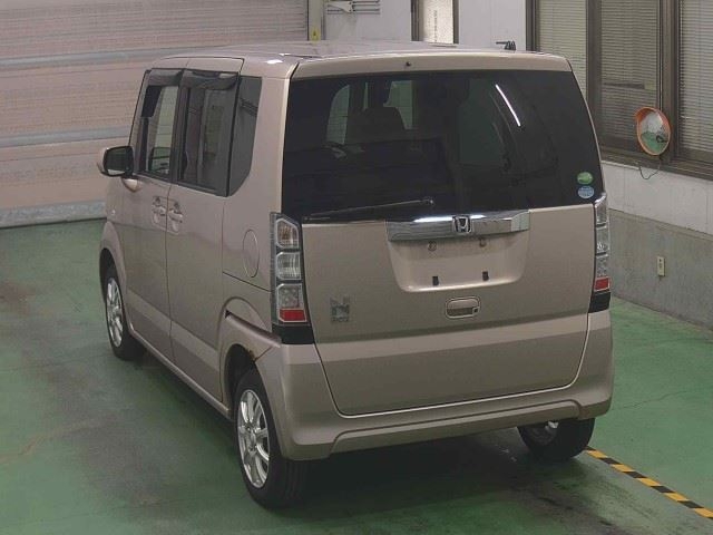 HONDA N-BOX