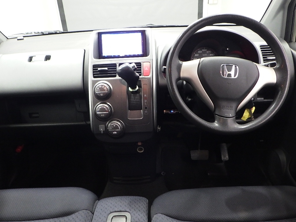 HONDA MOBILIO SPIKE