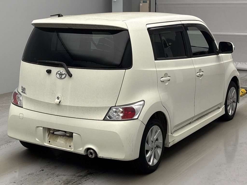 TOYOTA BB