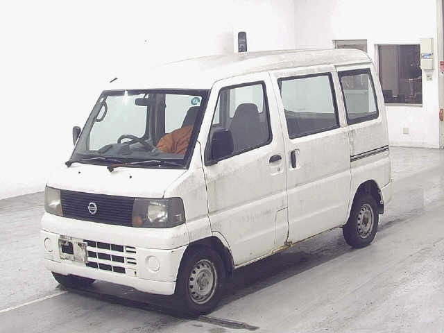 NISSAN CLIPPER