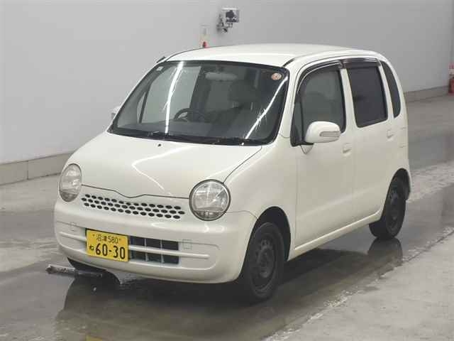 DAIHATSU MOVE LATTE