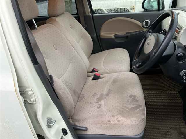 DAIHATSU MOVE LATTE