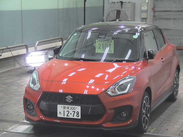 SUZUKI SWIFT