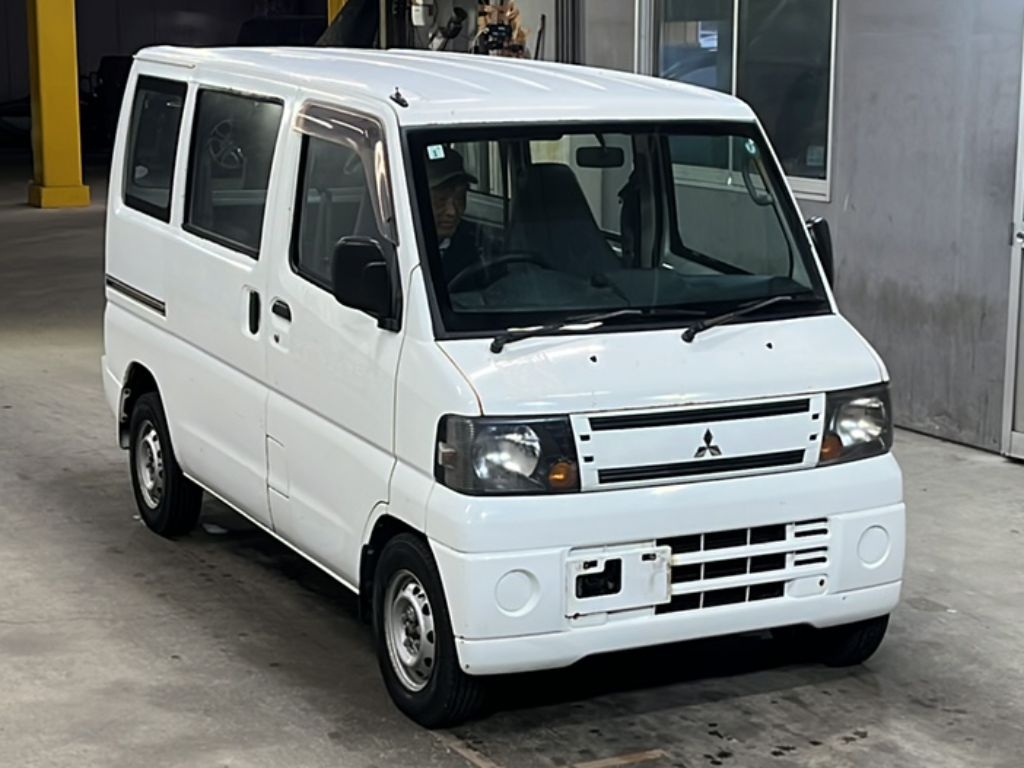 MITSUBISHI MINICAB