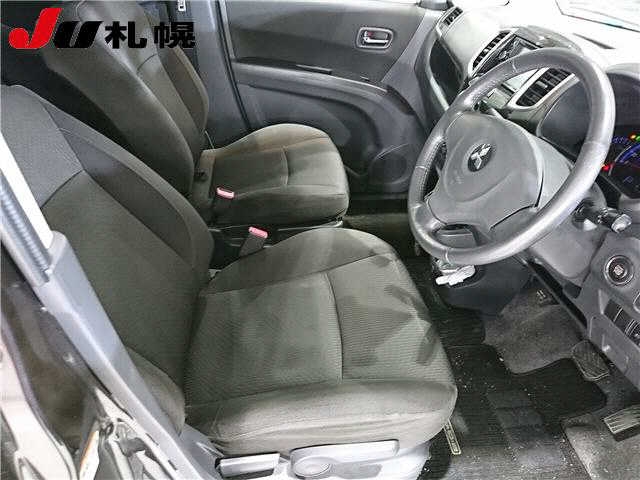 MITSUBISHI DELICA D:2