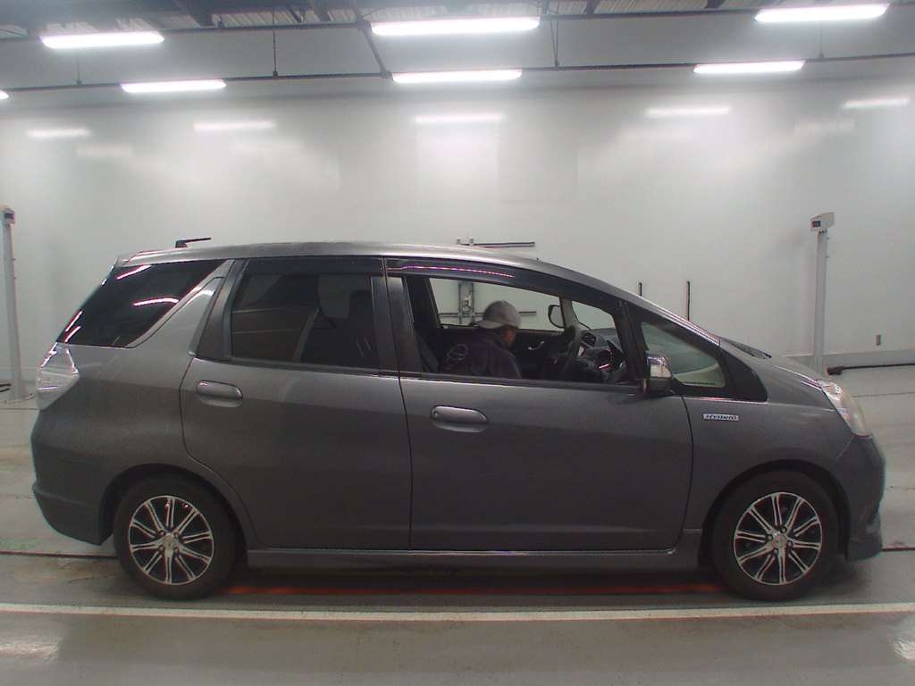 HONDA FIT SHUTTLE