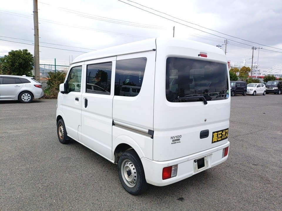 NISSAN NV100 CLIPPER