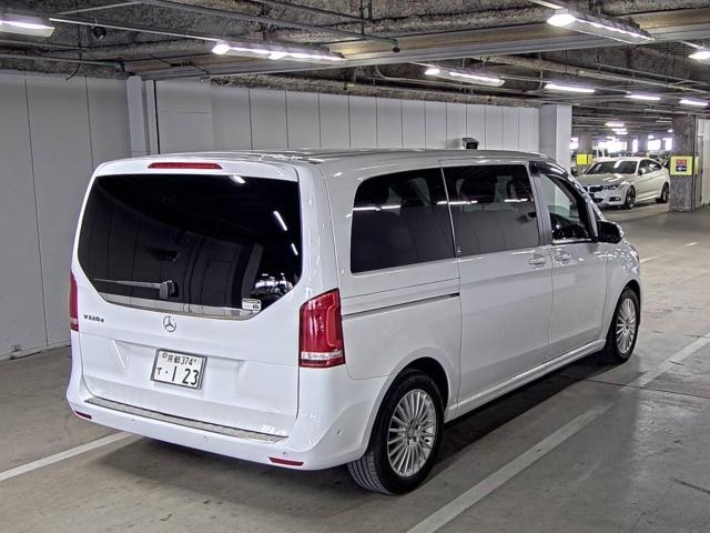MERCEDES-BENZ V-CLASS