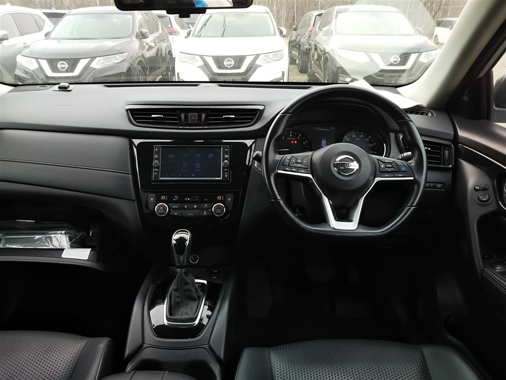 NISSAN X-TRAIL