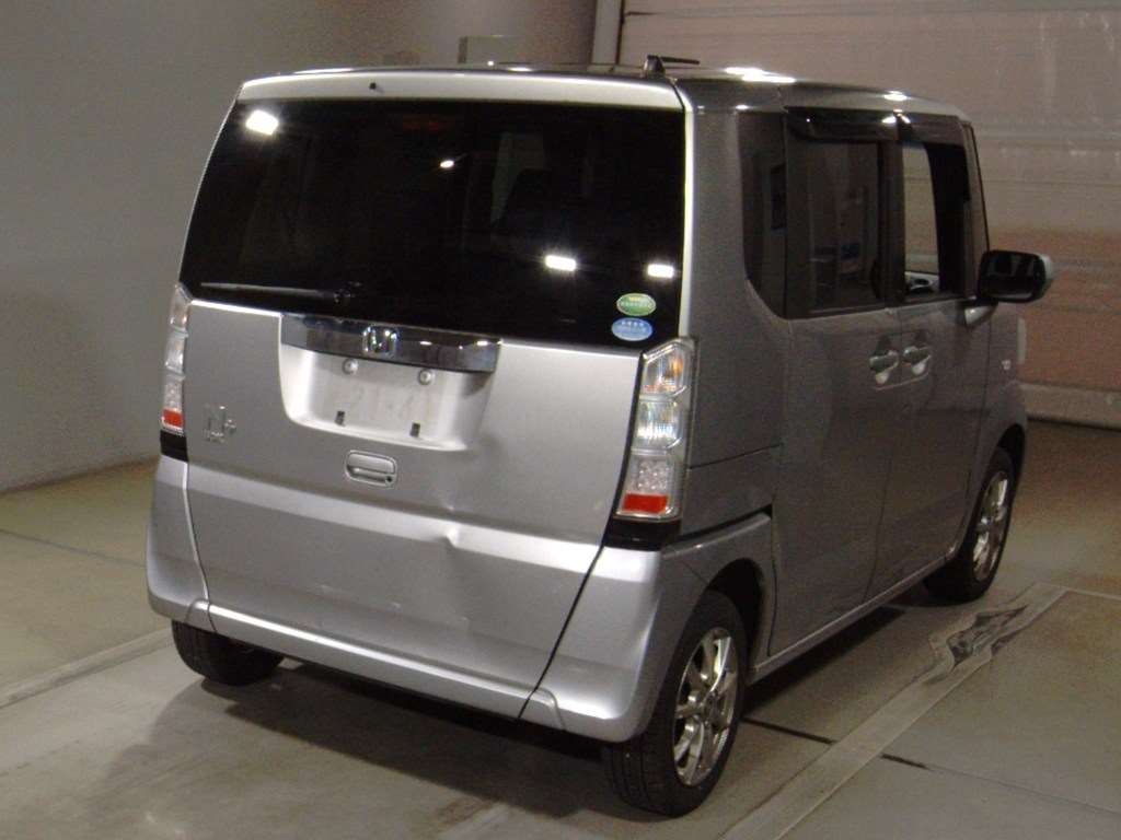HONDA N-BOX+