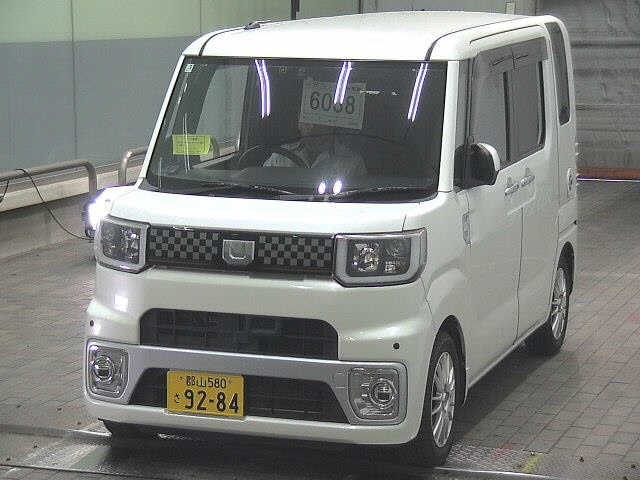 DAIHATSU WAKE