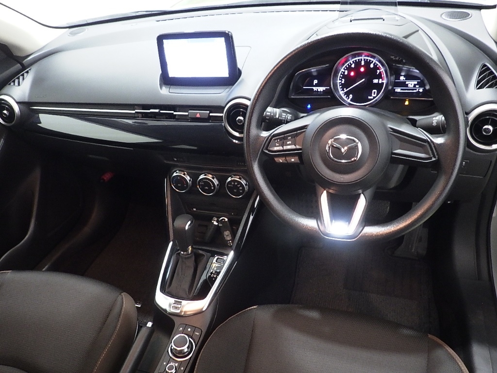 MAZDA MAZDA2