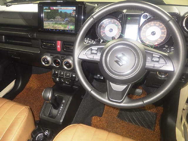 SUZUKI JIMNY SIERRA