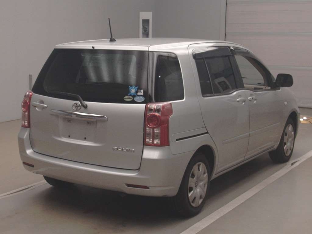 TOYOTA RAUM