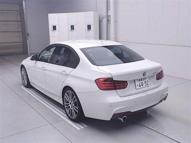 BMW 3-SERIES