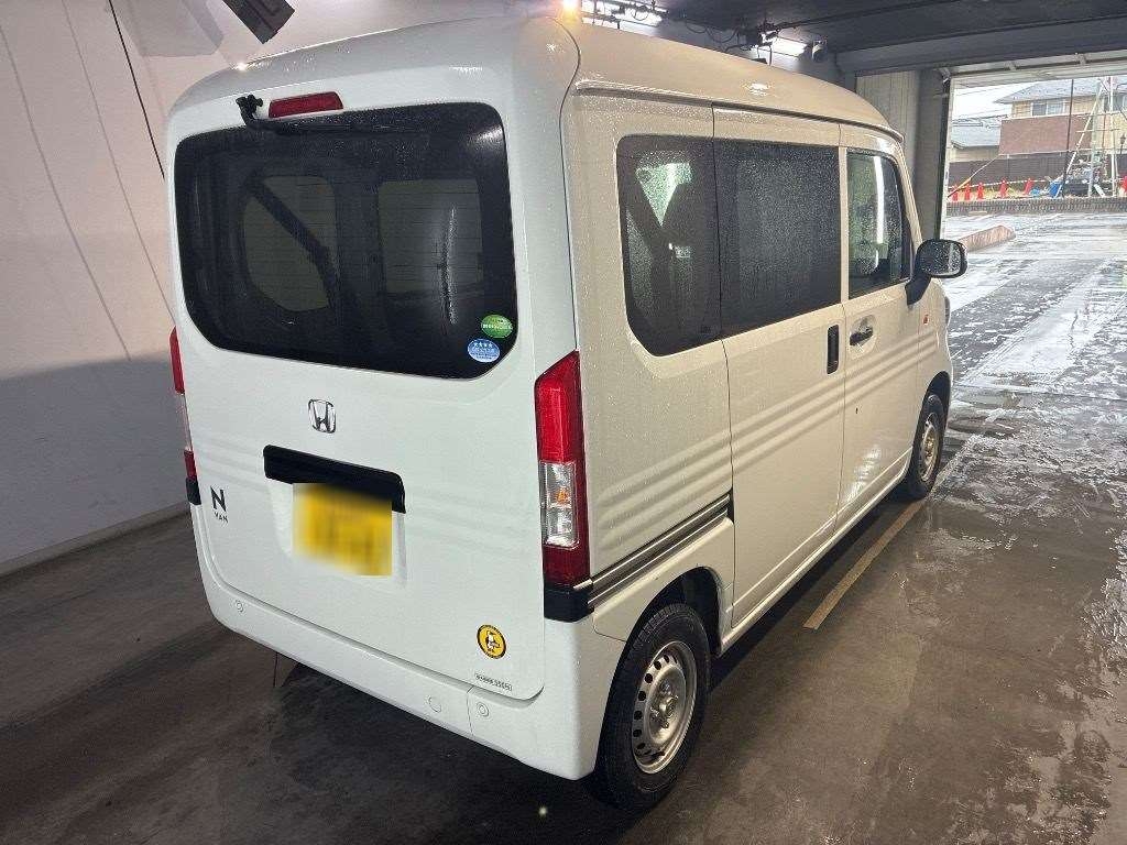 HONDA N-VAN
