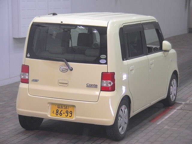 DAIHATSU MOVE CONTE