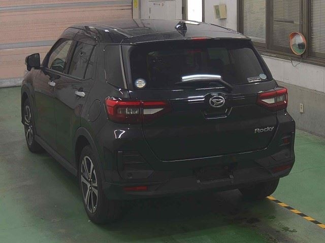 DAIHATSU ROCKY