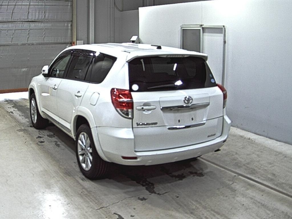 TOYOTA VANGUARD