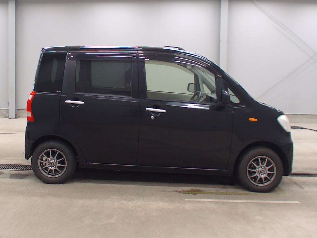DAIHATSU TANTO EXE