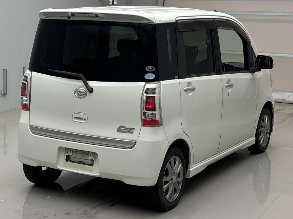 DAIHATSU TANTO EXE