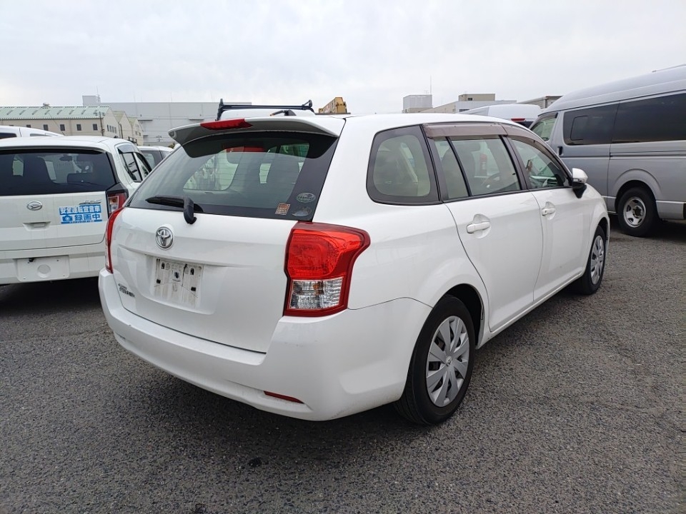 TOYOTA COROLLA FIELDER