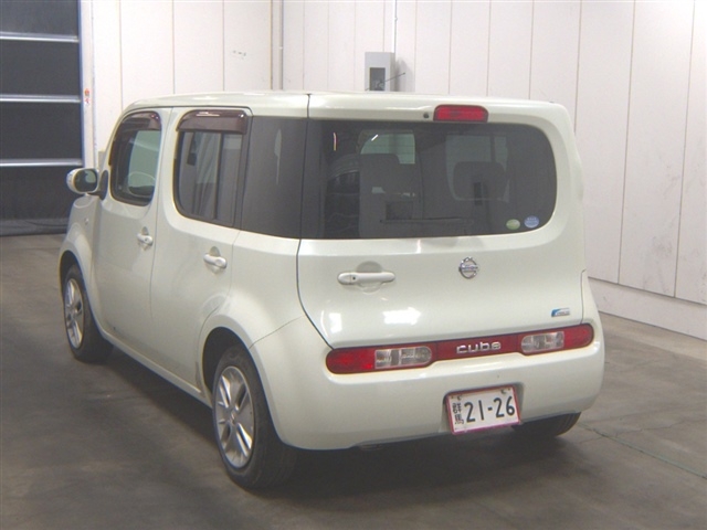 NISSAN CUBE