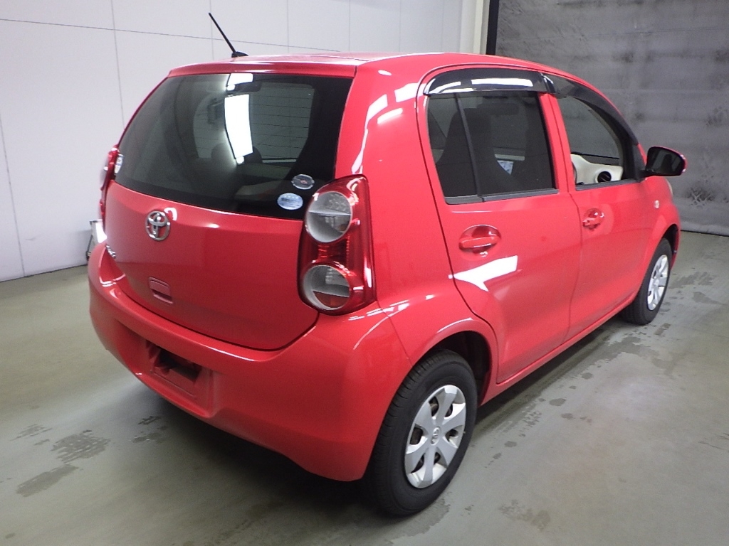 TOYOTA PASSO
