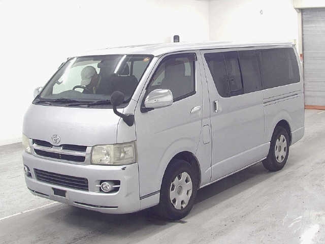 TOYOTA REGIUS ACE