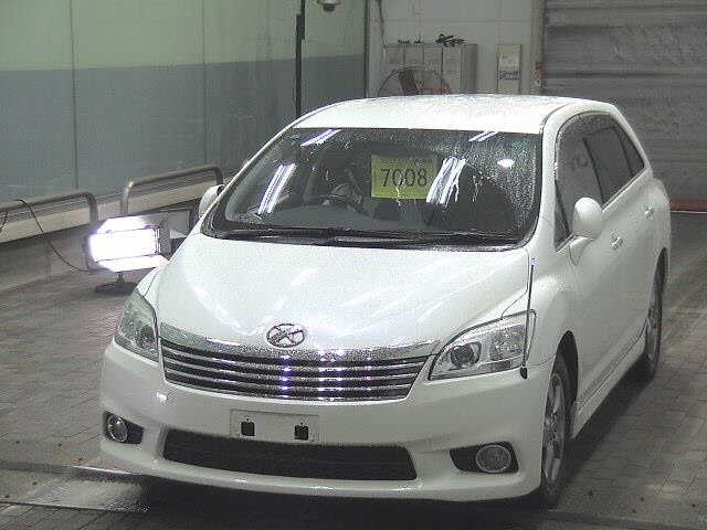 TOYOTA MARK X ZIO