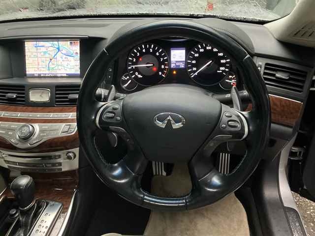 NISSAN FUGA