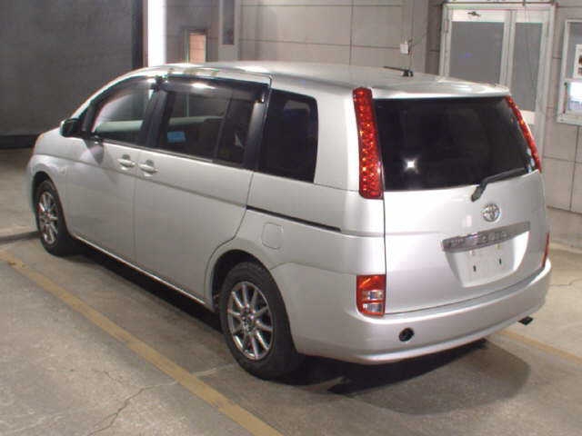 TOYOTA ISIS