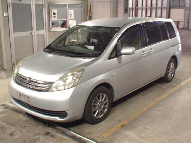 TOYOTA ISIS