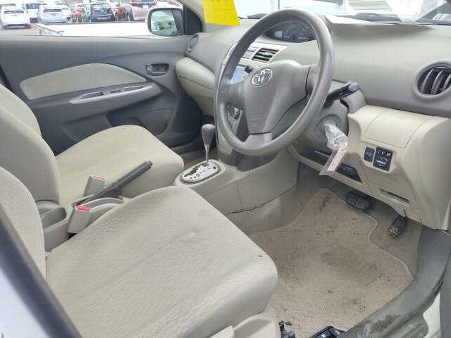 TOYOTA BELTA