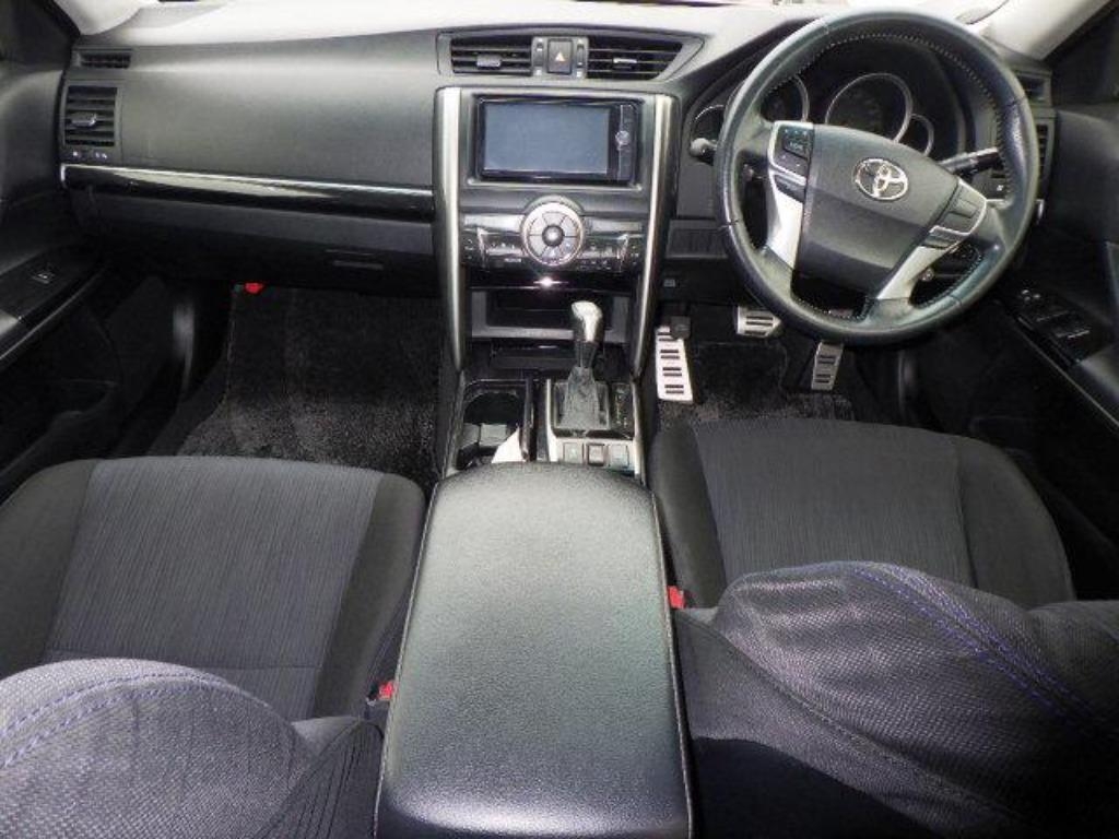 TOYOTA MARK X
